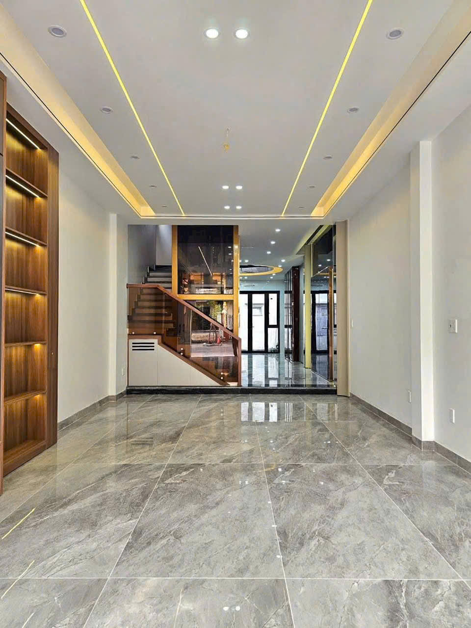  NHÀ MẶT ĐƯỜNG LÊ CHÂN - Ngã tư triệu đô - Kinh doanh đỉnh - Vị trí kim cương ngay trục Aeon Mall 