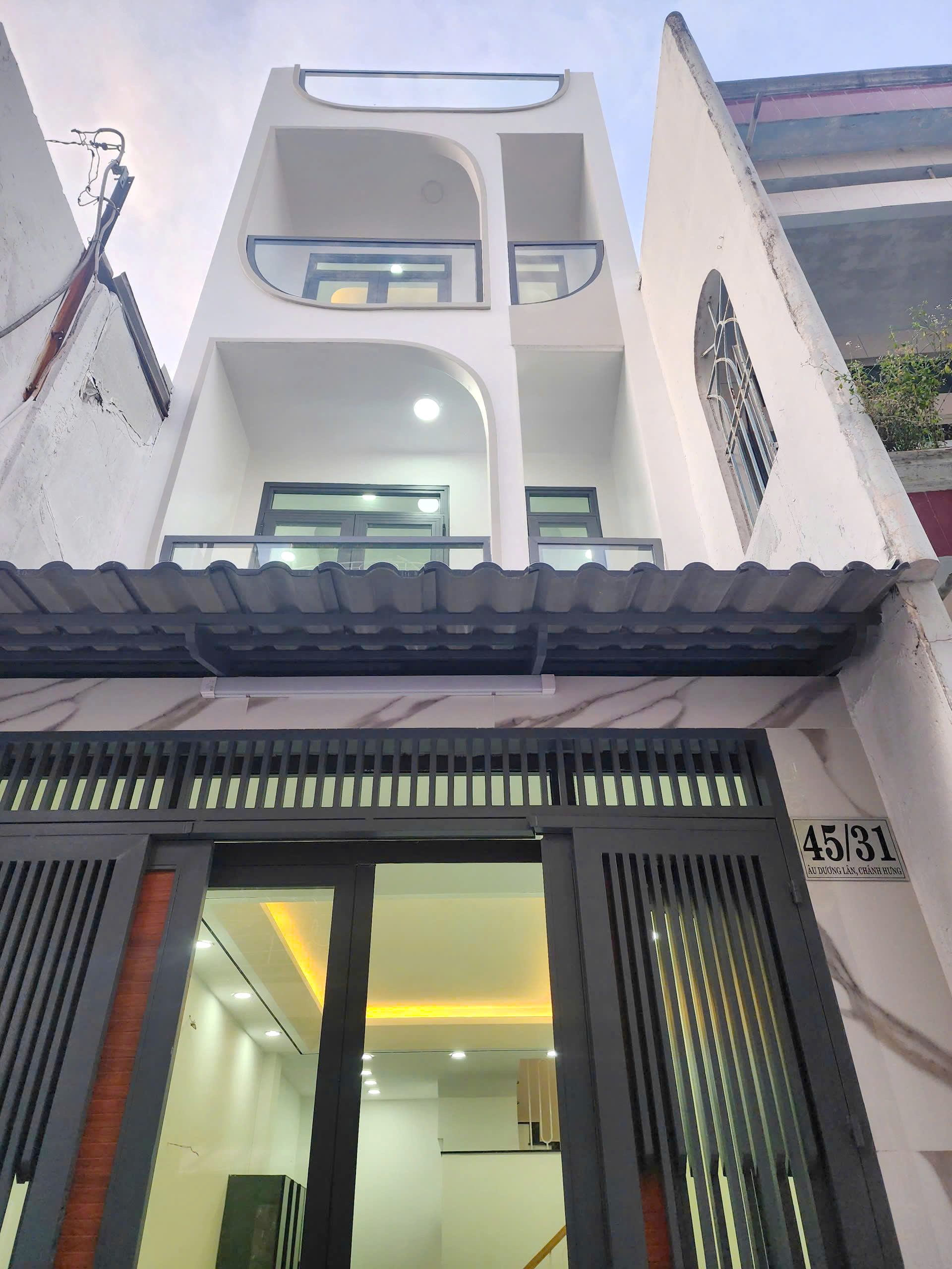  Nhà mới 2 lầu+ST hẻm xe Ford Âu Dương Lân P.Chánh Hưng (P2Q8 cũ). Giá 6,5 tỷ TL 