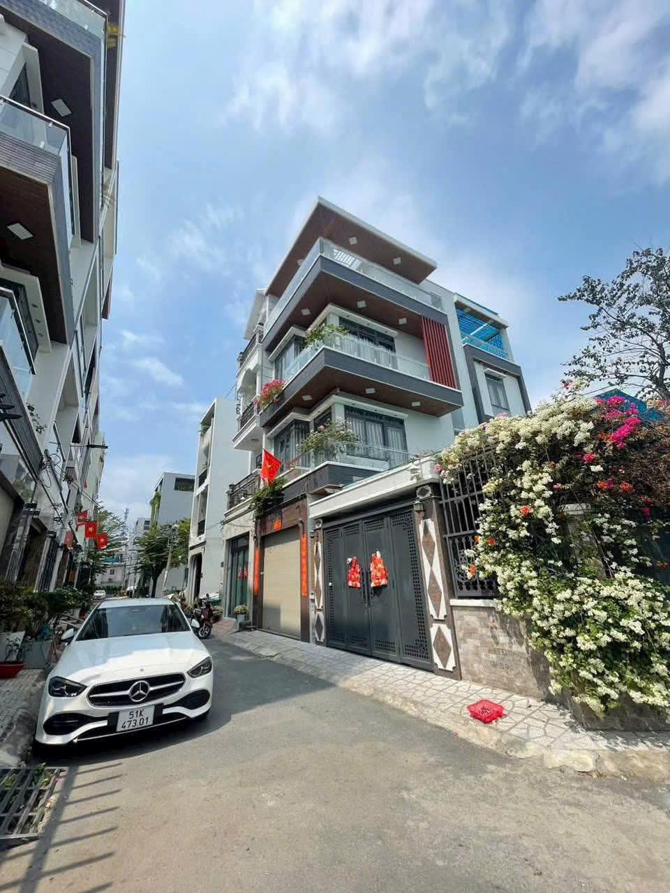  Nhà sân vườn rộng, 22x13m, hẻm xe hơi Huỳnh Tấn Phát, 9 tỷ 