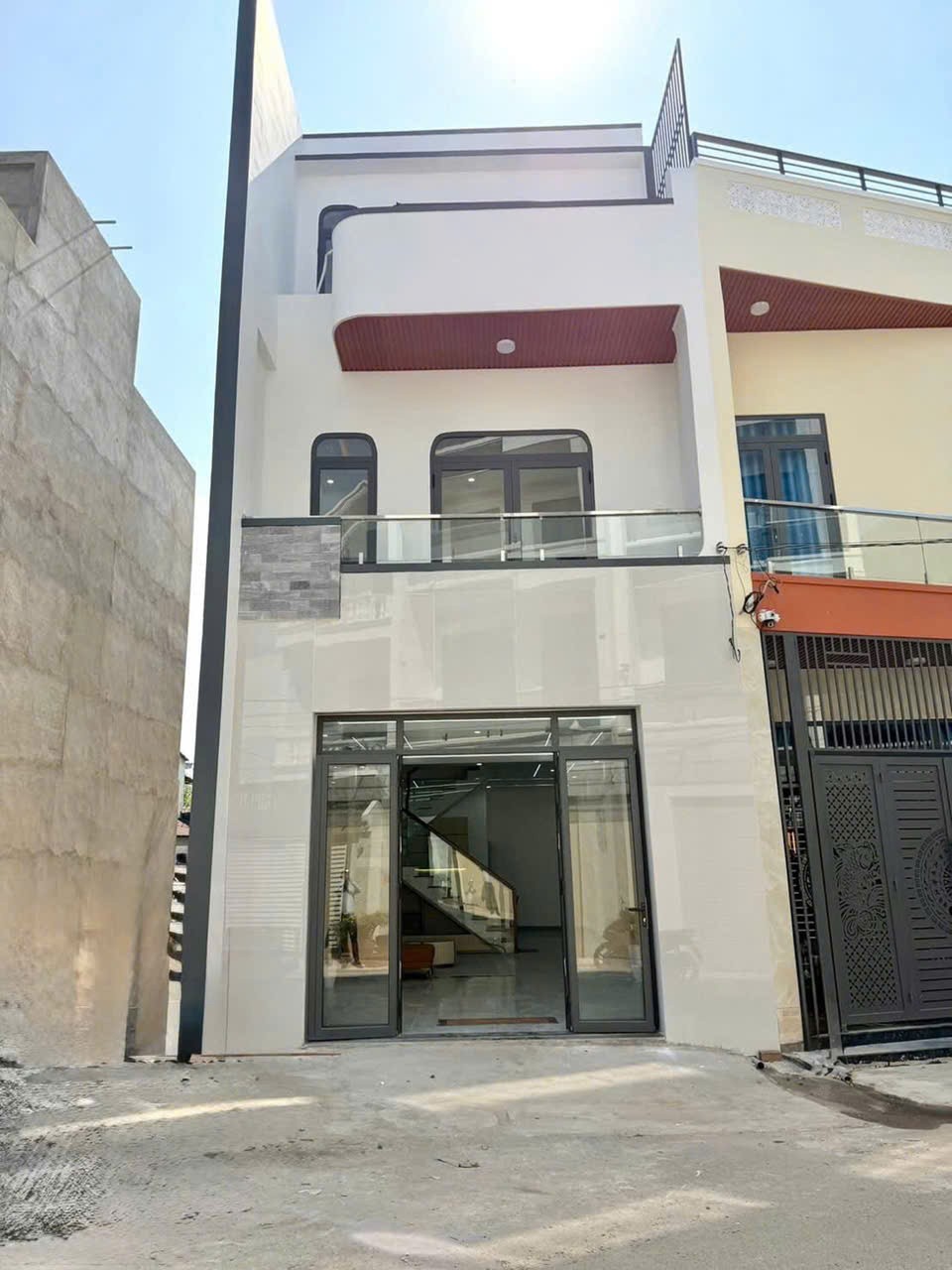  HOT HOT - Siêu Phẩm Nhà Phố Cần Bán Tại Đường Hoàng Minh Chánh, Phường Bửu Hòa, Biên Hòa, Đồng Nai 