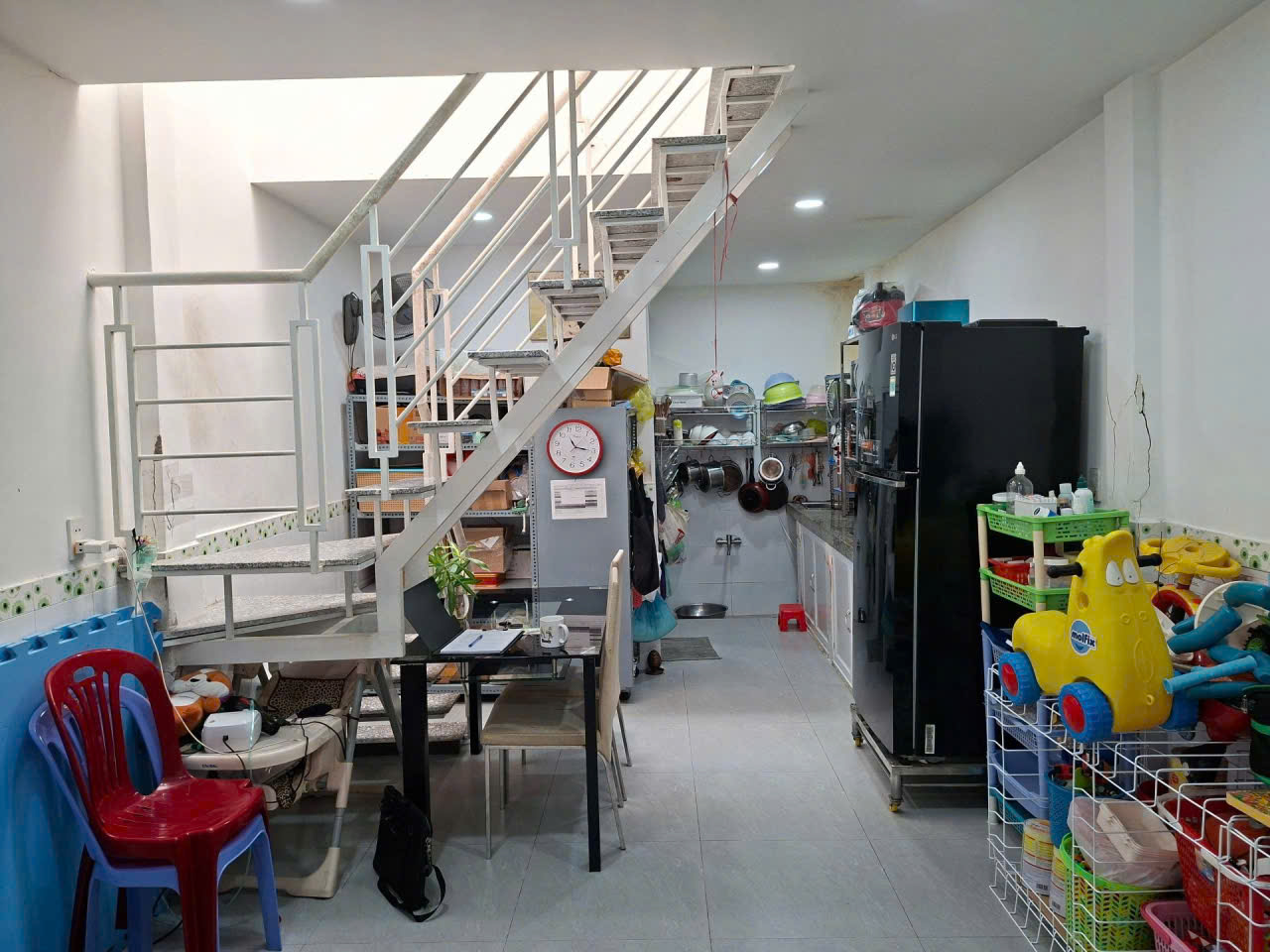  Q7 _ SÁT BÊN LOTTE MART _ ĐƯỜNG  LÊ VĂN LƯƠNG 