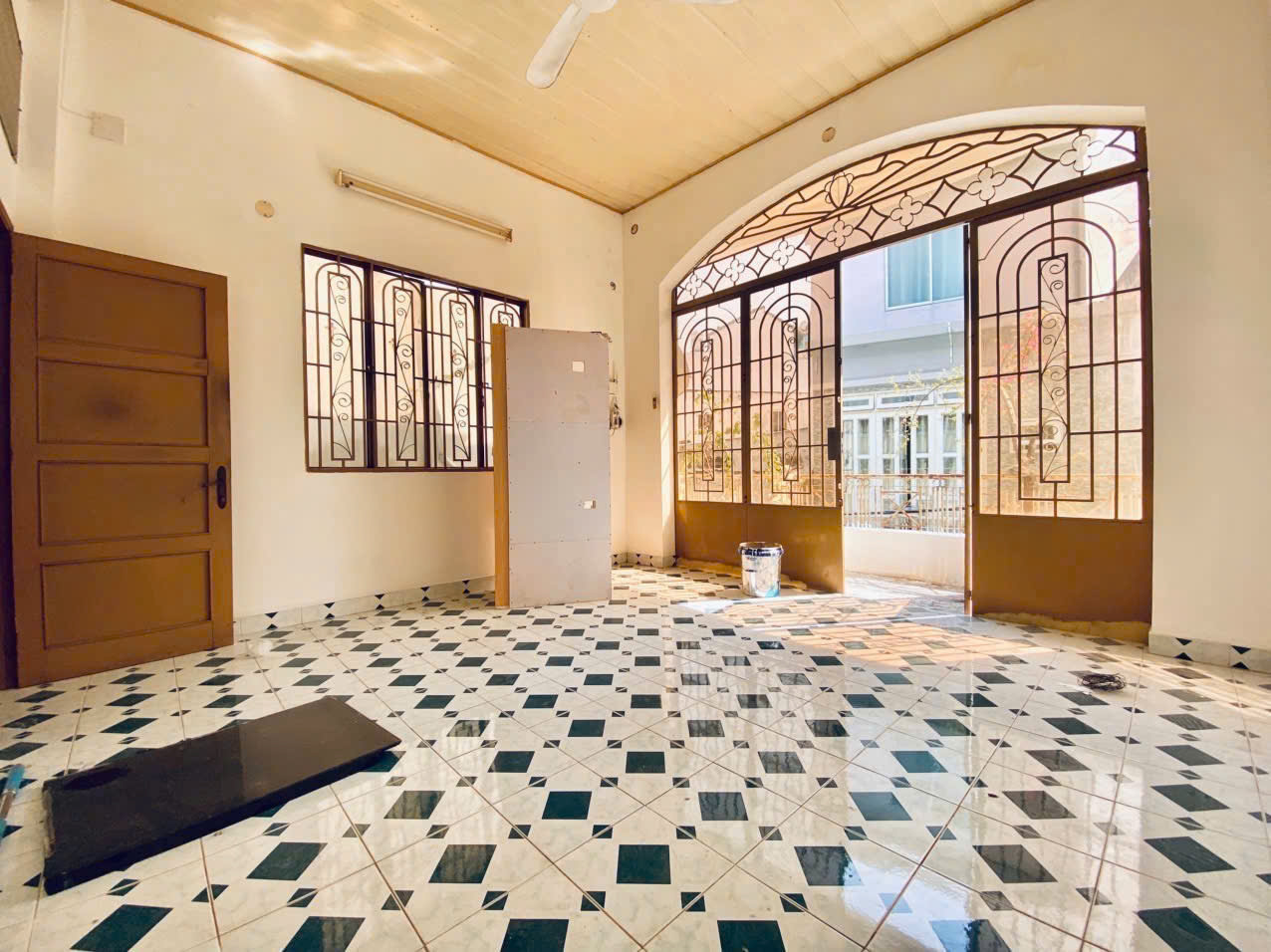  NHÀ LÊ QUANG ĐỊNH – P.11 BÌNH THẠNH – 69M² – HẺM Ô TÔ – 2 TẦNG – DÒNG TIỀN AIRBNB – 8.8 TỶ 