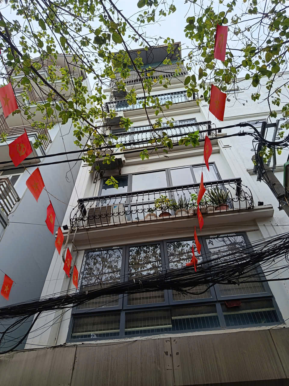  Bán nhà mặt phố Hòa Bình 7, Mimh Khai - Khu dân cư đông đúc, thuận tiện kinh doanh hoặc ở 