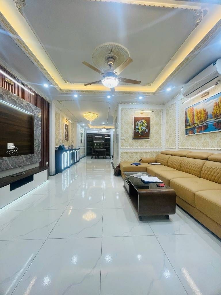  Bán nhà đẹp Việt Hưng- Dân xây- 2 thoáng 75m 5 tâng- full NT- Oto cực gần- 12,5 tỷ(TL) 