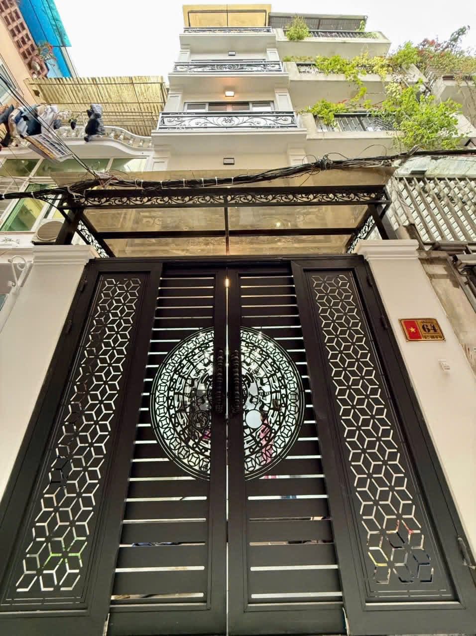  Bán nhà xây mới 6 tầng thang máy Cát Linh, Đống Đa, ngõ nông, hai thoáng, 47m, 13.5 tỷ 