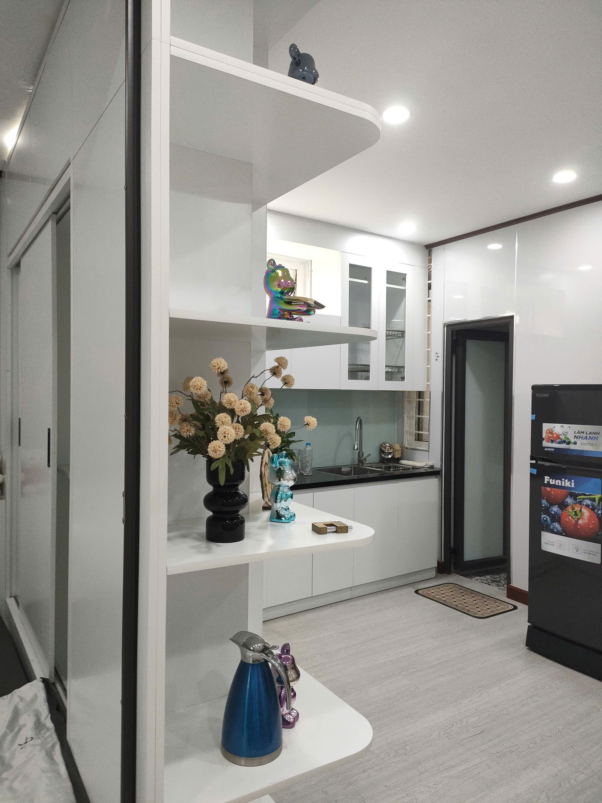  Bán gấp giá rẻ chung cư Sơn Tây 50m, tầng 2, mặt tiền 4m, 2.4 tỷ Ba Đình 