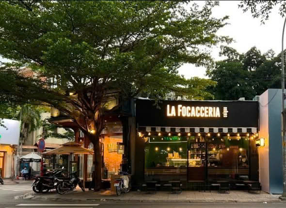  SANG NHƯỢNG QUÁN MẶT TIỀN THẢO ĐIỀN – VỊ TRÍ ĐẸP, VÀO LÀ KINH DOANH NGAY 