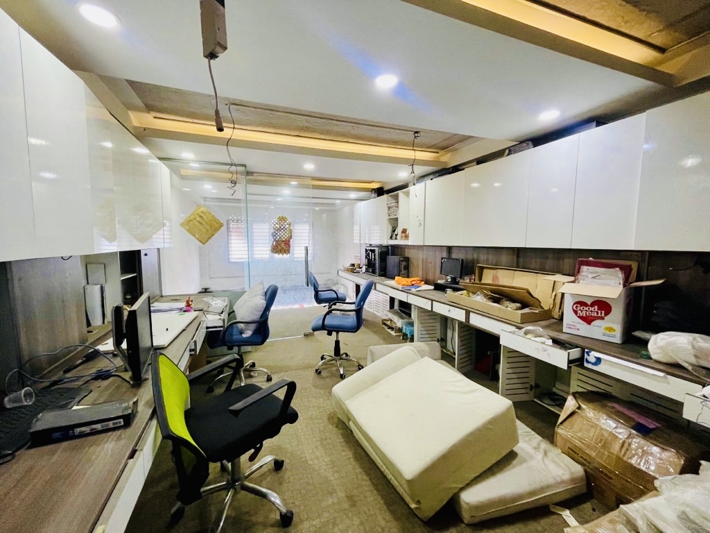  ????????????Chủ Hạ Giá Cần Bán Nhanh Nhà Mặt Tiền Đường Bông Sao kế bến xe Q8 , cầu Nhị Thiên Đường  