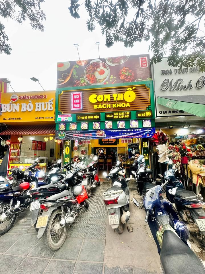  SANG NHƯỢNG QUÁN CƠM – mặt đường Hồ Tùng Mậu 