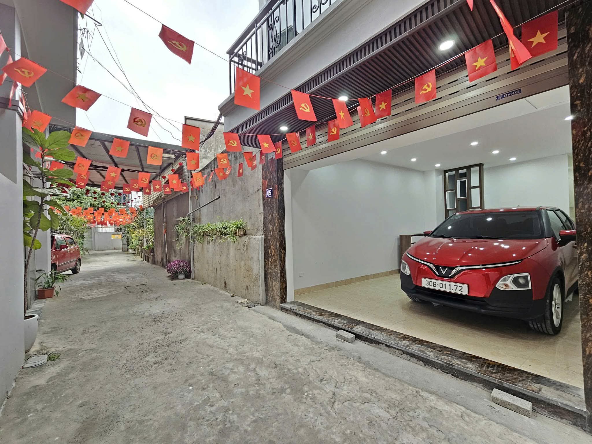  TÀI CHÍNH 12.X TỶ, TT PHÚC ĐỒNG, 42M2, 6T THANG MÁY, GARA Ô TÔ, HÀNG HIẾM 