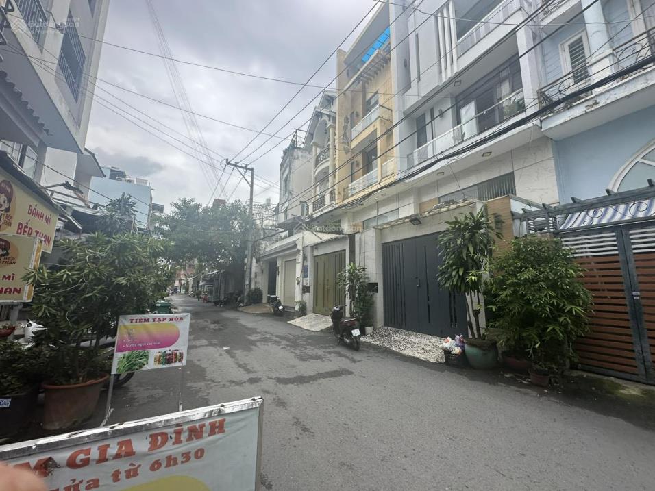  Chỉ 138tr/m2 sở hữu ngay nhà HXH 8m tại Đường Dương Quảng Hàm, p5, DT 5x13 (CN 65m2).GIÁ 9 TỶ. 