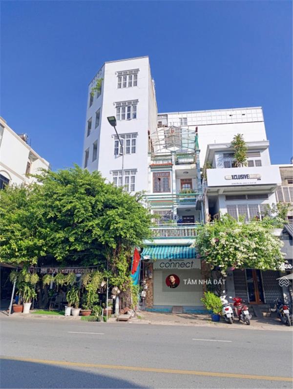  Hàng Hiếm !  Mặt tiền kinh doanh - Dương Quảng Hàm & Nguyễn Văn Lượng - Đỗ xe hơi vô tư + 4 tầng cứng có vỉa hè 