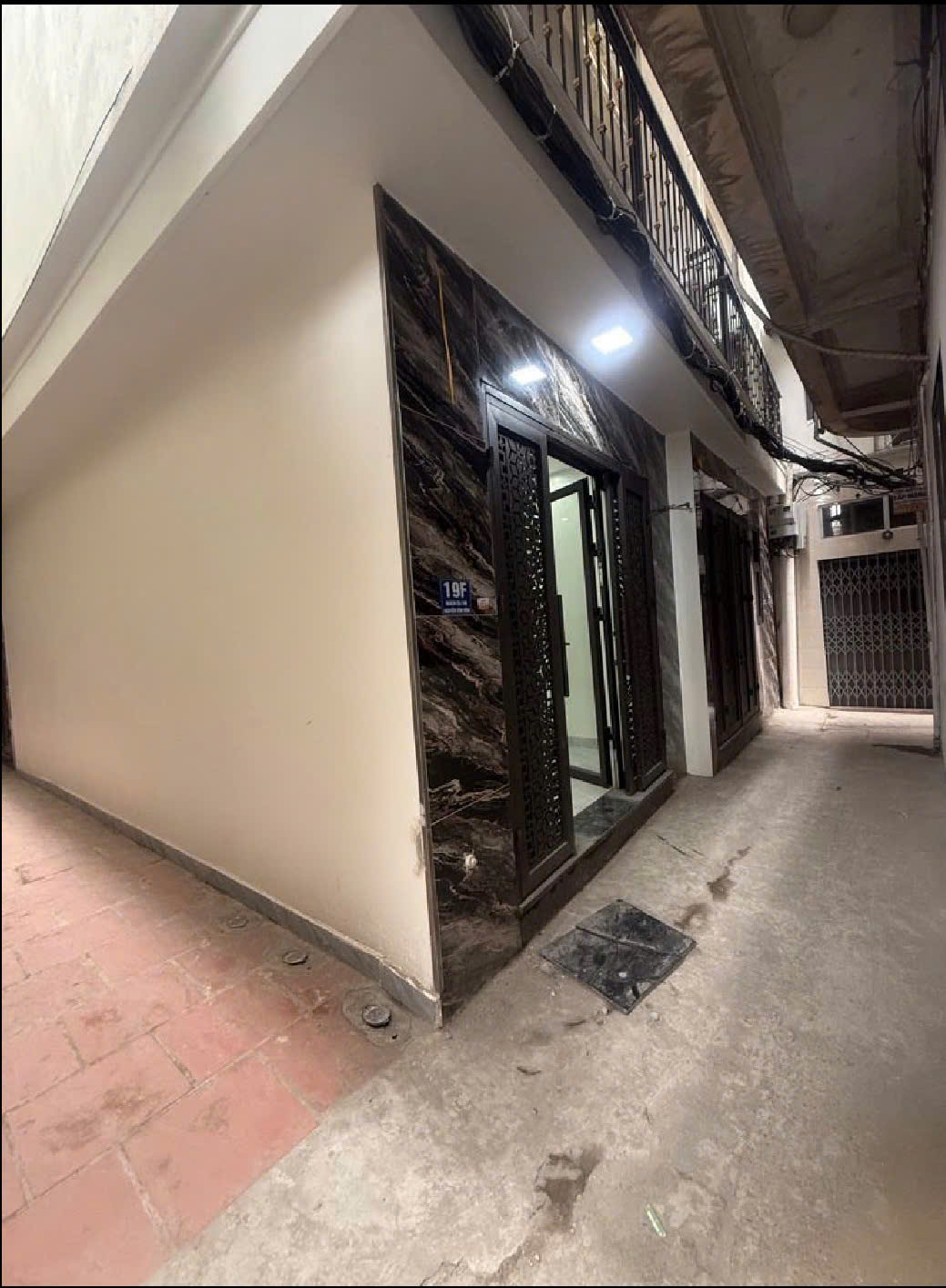  NHỈNH 8.x TỶ SIÊU PHẨM NHÀ MỚI - LÔ GÓC - TRUNG TÂM HAI BÀ TRƯNG - MINH KHAI 5 TẦNG 3 NGỦ ( CÓ TL)) 