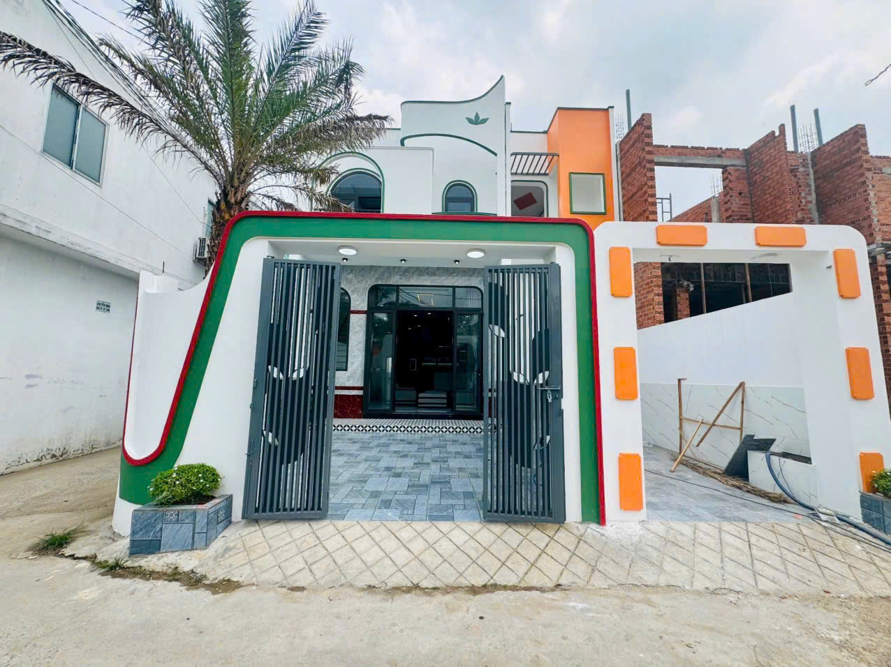  Cần Bán Căn nhà vị trí trung tâm ngã ba Mỹ Hạnh, Đức Hòa, Long An. 