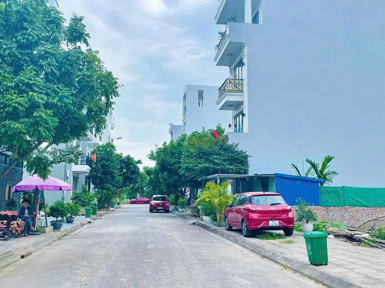  ????????Tuyến 2 Tái định cư Điểm 3 Đằng Hải - đẹp không lỗi - 64m - Đường 12m 