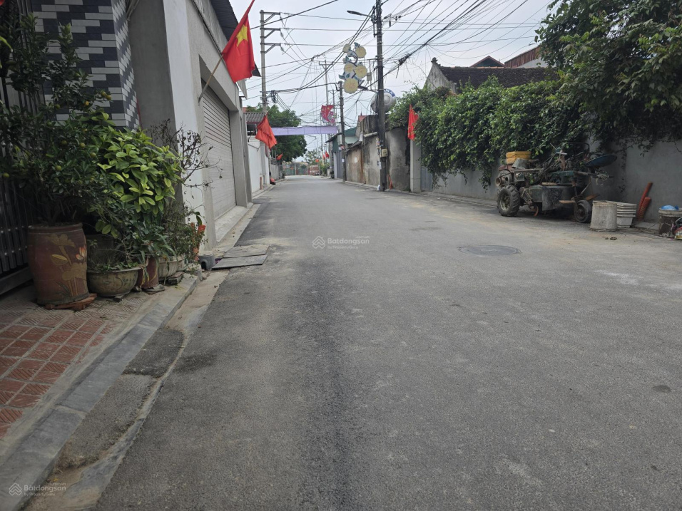  Bán 137.1m2 đất Lỗ Giao nằm trong lõi KĐT đa mục tiêu - 3 Ô tô tránh 