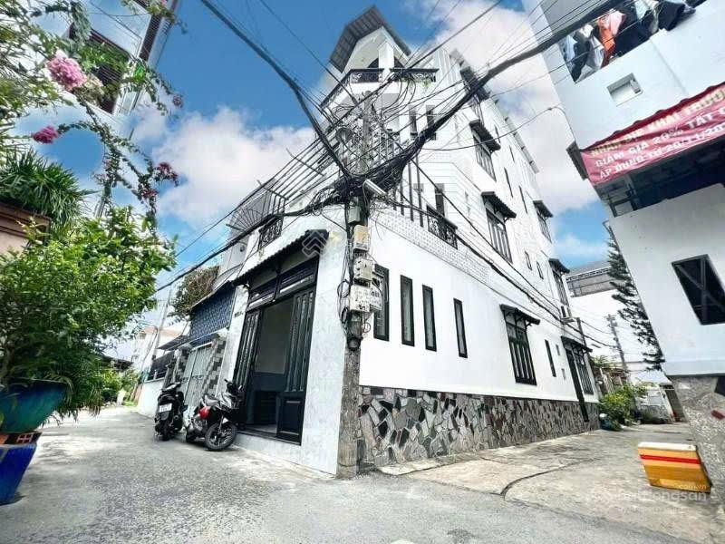  Chính Chủ Bán Nhà 2MT HXH Thông Tại 326/ Đường Số 8. DT 4,5x17=70m2 Vuông Vức, HĐT 20tr/tháng 