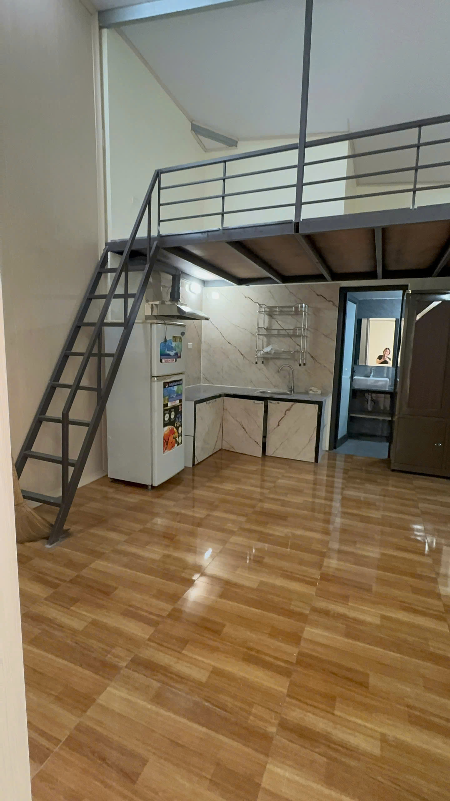  CHO THUÊ PHÒNG CCMN FULL NỘI THẤT – GẦN CHỢ NHỔN, GẦN ĐHCN, HÀ NỘI 