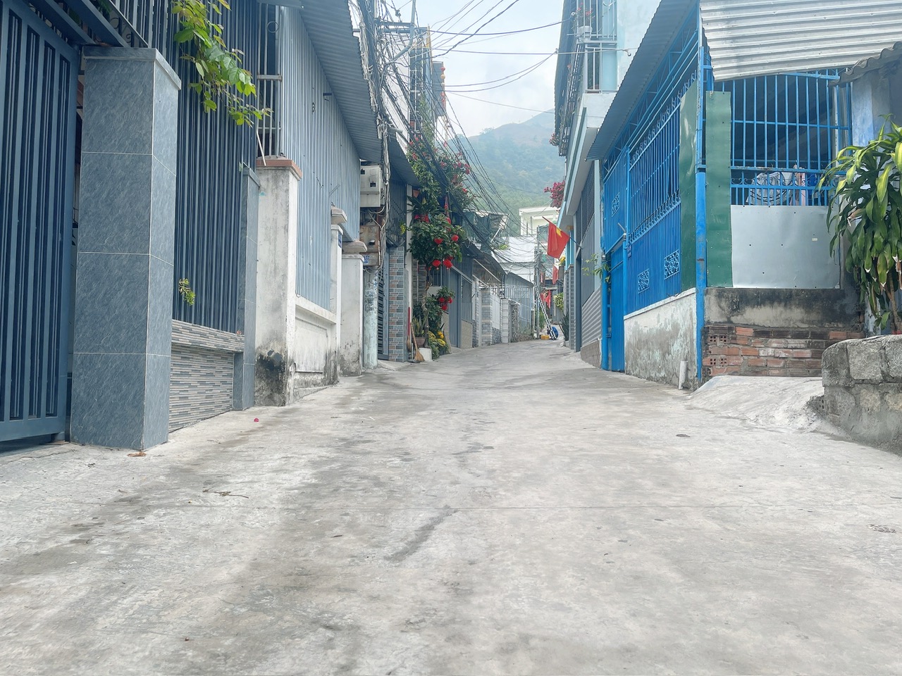  Mua đất Bắc Nha Trang - Xây nhà nghỉ dưỡng gần biển - Đường ô tô - Vài phút kết nối mọi tiện ích 