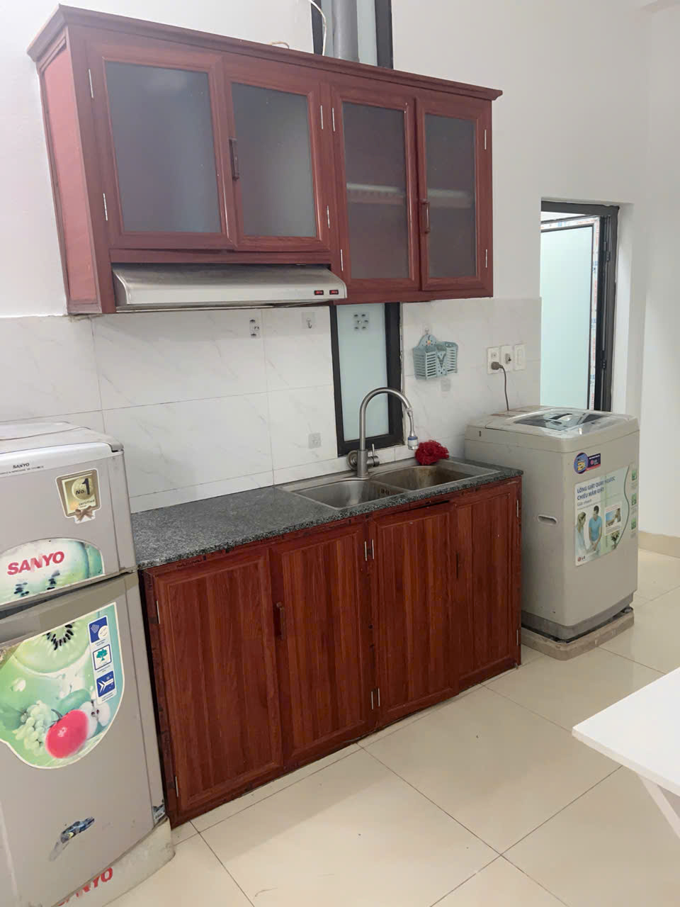  Chính chủ cho thuê căn CCMN full đồ ở Nguyễn Ngọc Vũ, Yên Hòa 