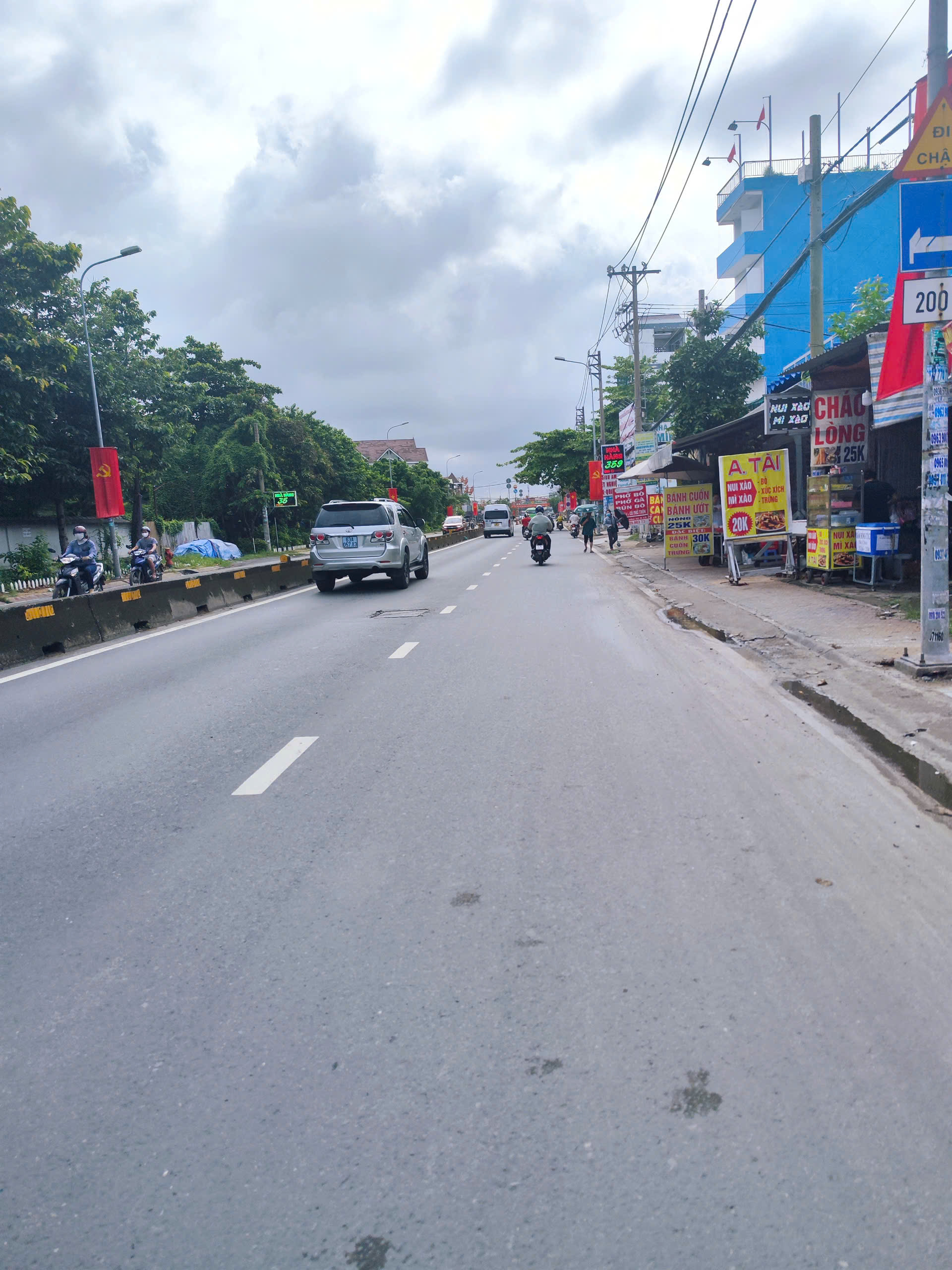  CẦN BÁN SIÊU PHẨM 223M2 NHÀ CẤP 4 MT ĐƯỜNG NGUYỄN HỮU TRÍ 