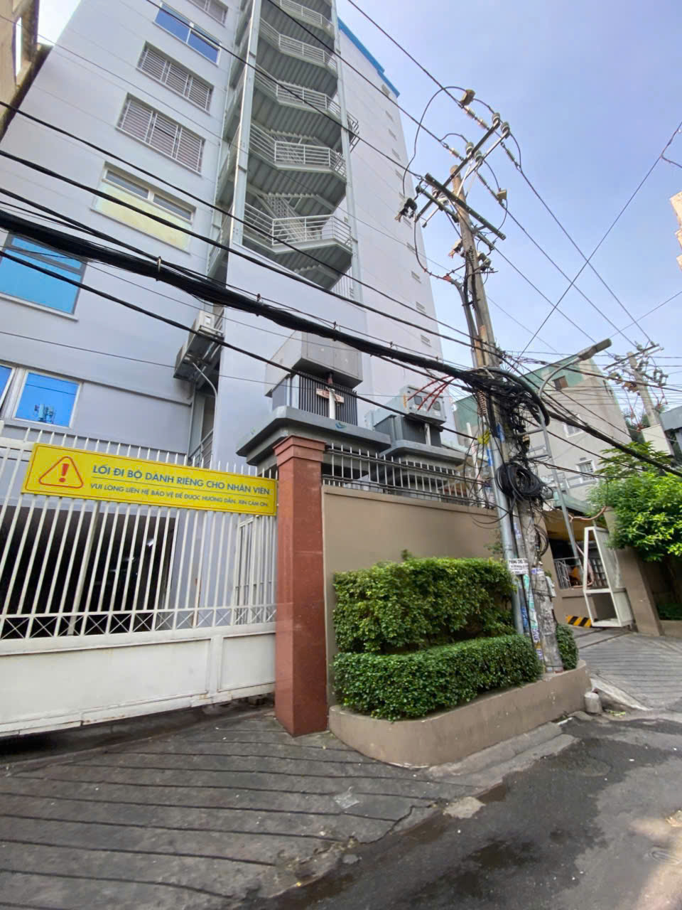  Bán nhà hẻm xe hơi Nguyễn Trí, Bình Thạnh, 230m2(10x24), xây ca, 170tr/m2 