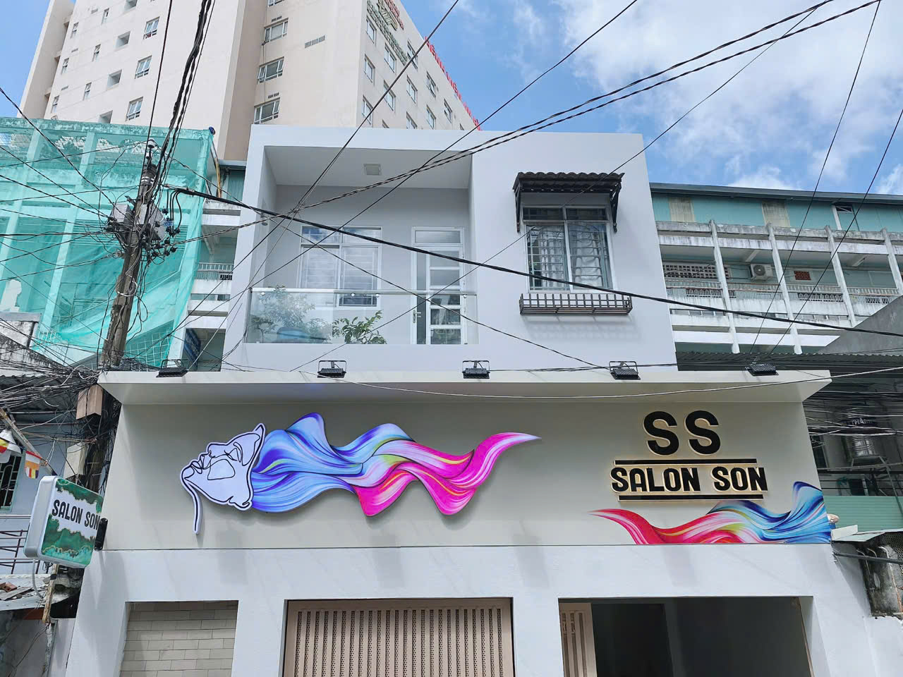  CẦN SANG NHƯỢNG SALON TÓC CÓ PHÒNG Ở LẠI TẠI QUẬN 5 