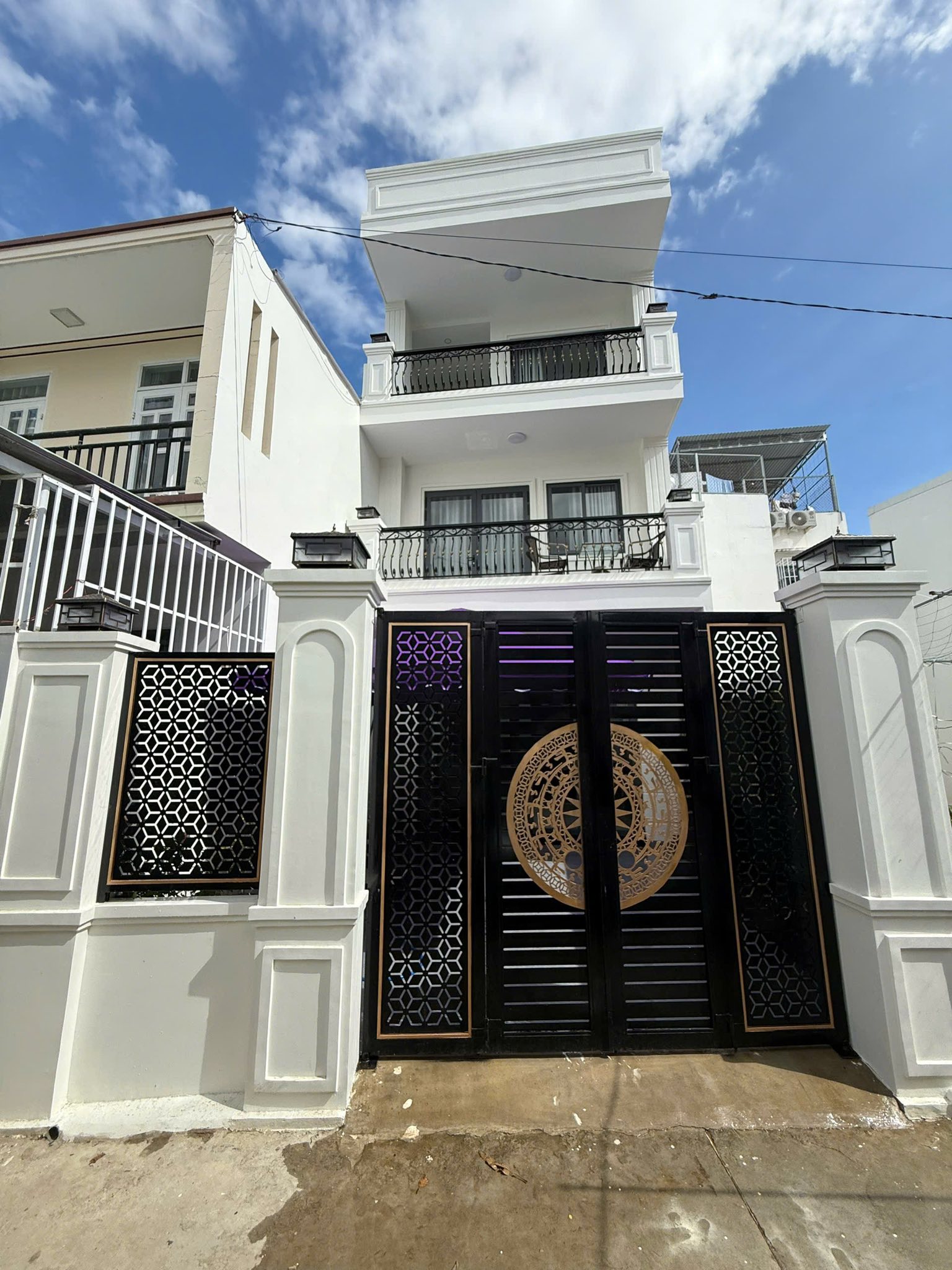  BÁN NHÀ ĐẸP 3 TẦNG HẺM XE HƠI VĨNH NGỌC, P. TÂY NHA TRANG 