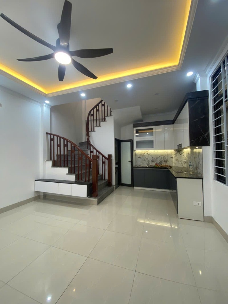  BÁN NHÀ BÁT KHÔI – LONG BIÊN  NHÀ MỚI 5 TẦNG – NGÕ Ô TÔ TRÁNH - 6.18 TỶ 