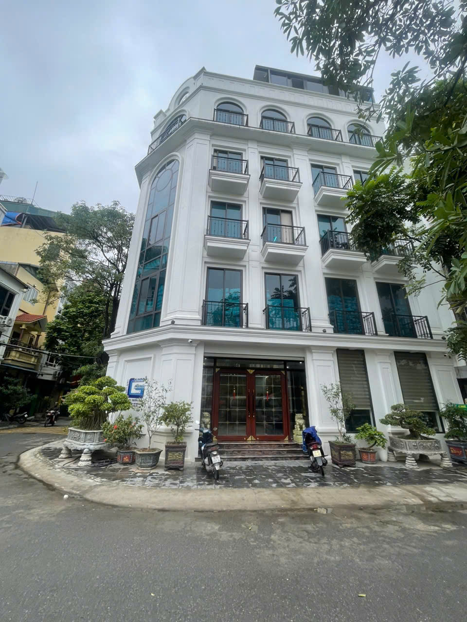  Bán tòa nhà văn phòng phố Khuyến Lương Hoàng Mai - 140m - 6 tầng - 46 tỷ 