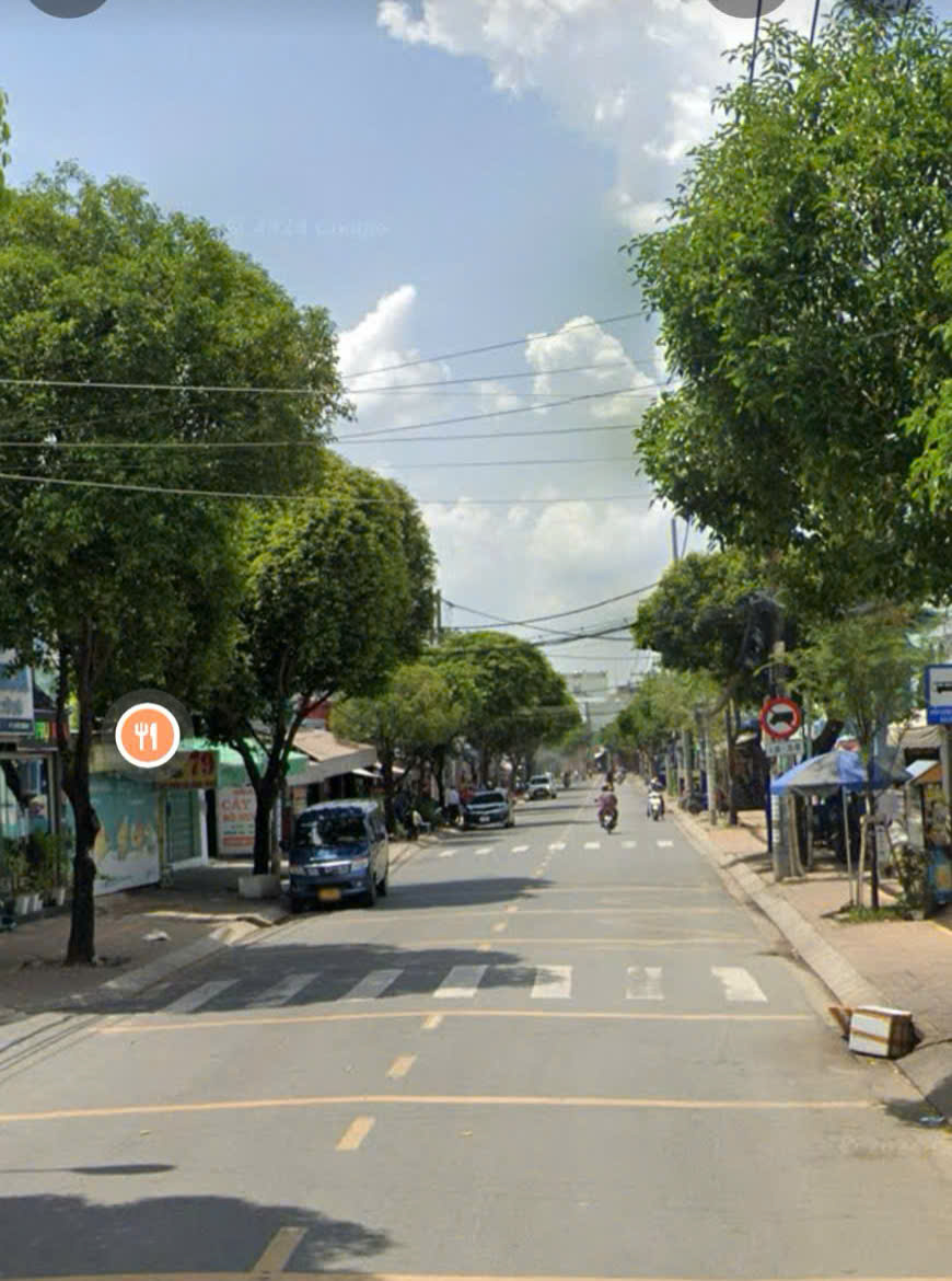  Bán nhà mặt  tiền 1 trệt 1 lầu 10x30m giá 11,5 tỷ Đường Thới Tam Thôn 9 