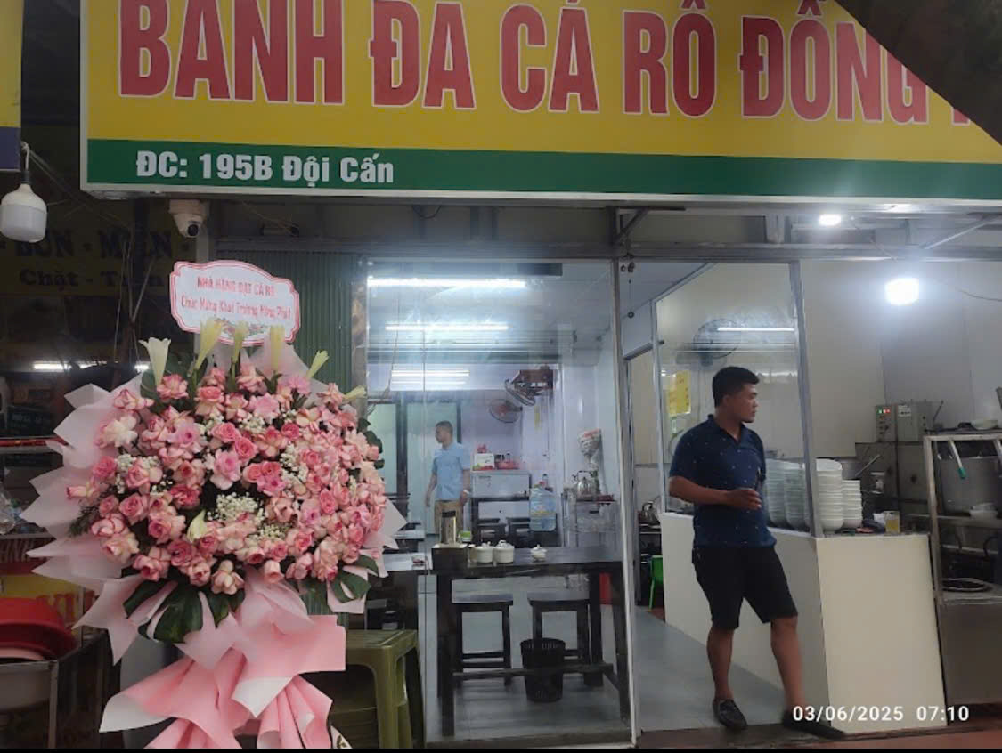  SANG NHƯỢNG QUÁN BÁNH ĐA CÁ RÔ ĐỒNG PHỦ LÝ TẠI ĐỘI CẤN, BA ĐÌNH, HÀ NỘI 