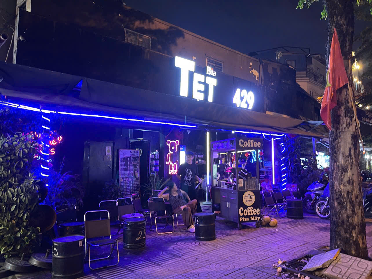  CẦN SANG NHƯỢNG LẠI QUÁN TẠI 429 PHẠM VĂN ĐỒNG 