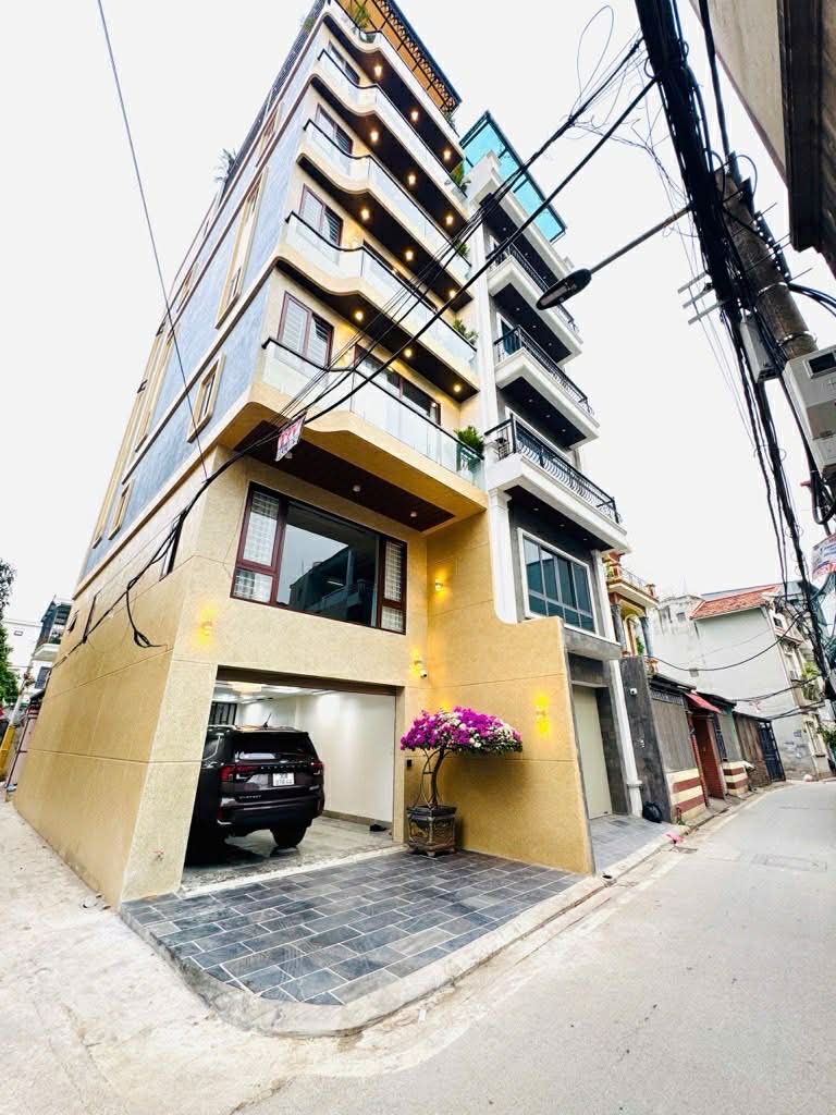  nhà đẹp Cổ Linh, lô góc, gara 2 ôtô, thang máy, kinh doanh, full nội thất 