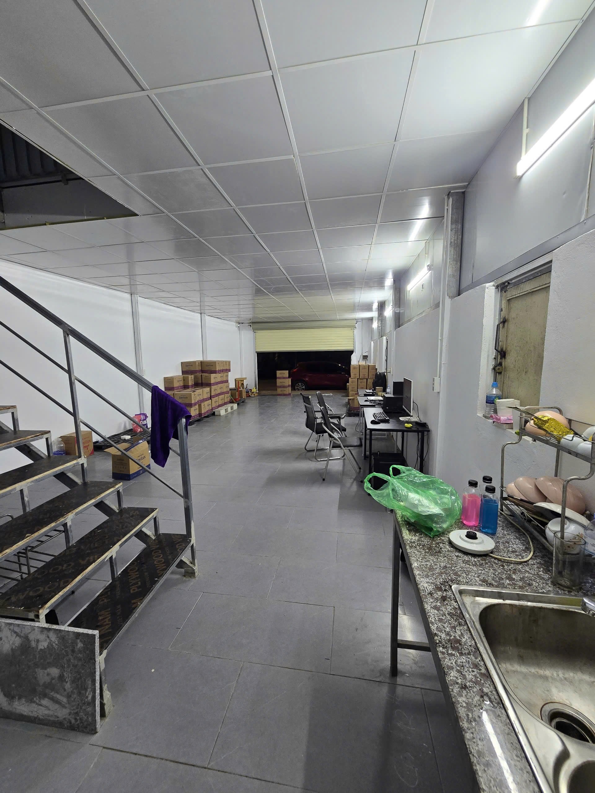  NHƯỢNG GẤP KHO 2 TẦNG – MẶT ĐƯỜNG RỘNG, XE CONTAINER VÀO ĐƯỢC – GIÁ 10TR/THÁNG THANH TRÌ, HÀ NỘI 