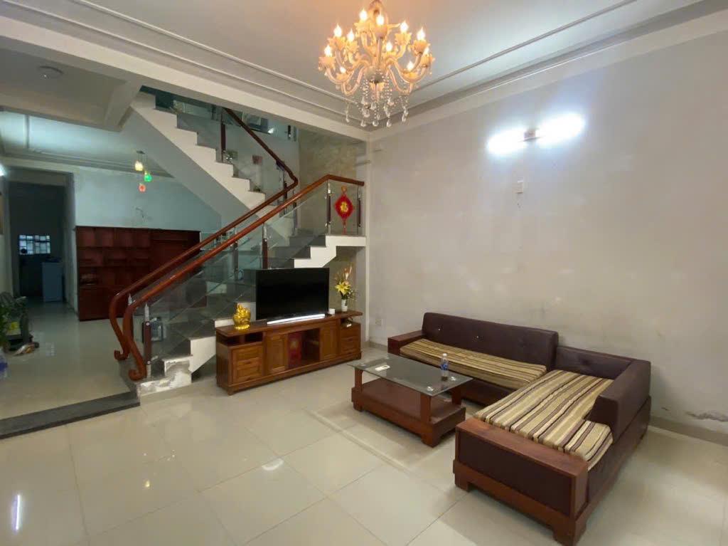  Bán nhà 2 tầng gần TTHC quận Ngũ Hành Sơn – gần biển Sơn Thủy – vị trí cực đẹp 