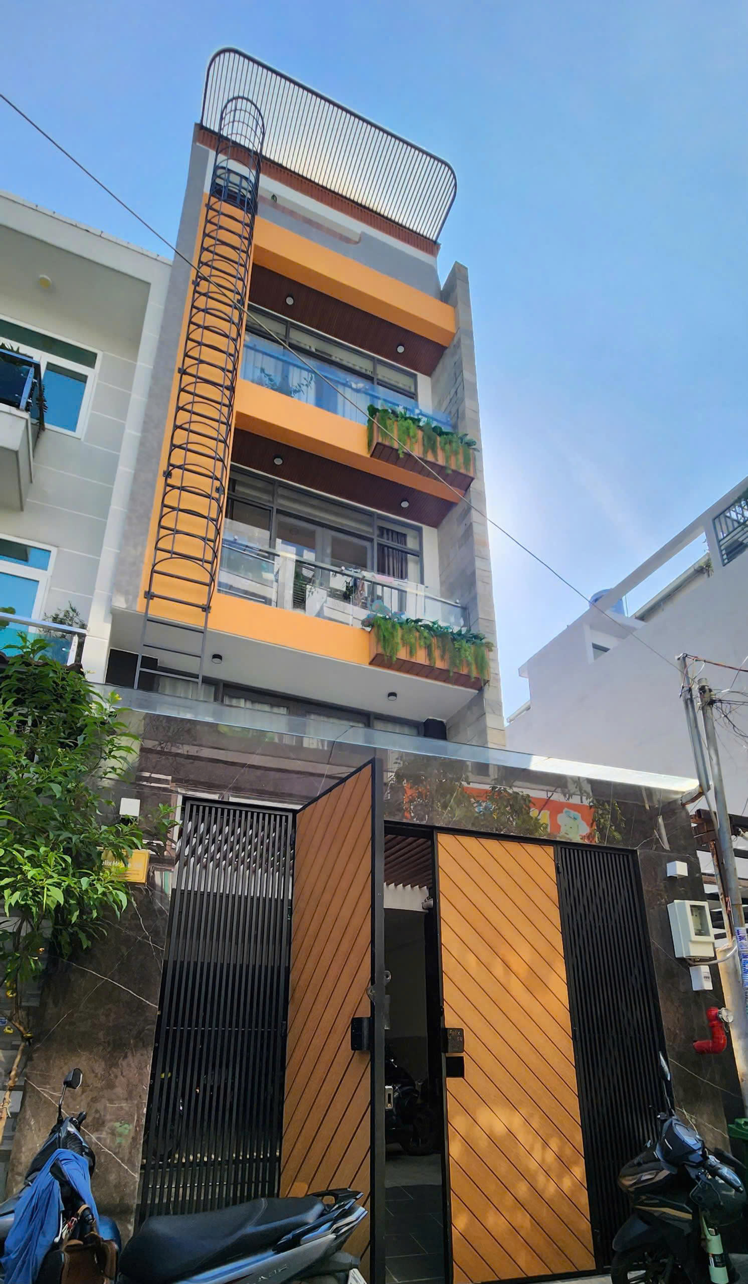  TÒA CHDV 5 TẦNG CAO CẤP – TỌA LẠC TẠI GÒ VẤP 