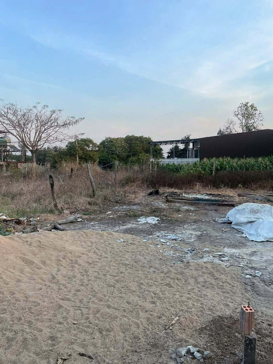  SỞ HỮU NGAY LÔ ĐẤT ĐẸP - GIÁ TỐT - Vị Trí Đắc Địa Tại trung Tâm Huyện Buôn Đôn (Cũ) 