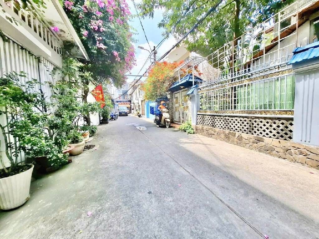  Bán nhà hẻm xe hơi Hà Thị Đát Tân Phú 90m2, 4x22m, 5 tầng gần chợ Tân Hương chỉ 9.6 tỷ 