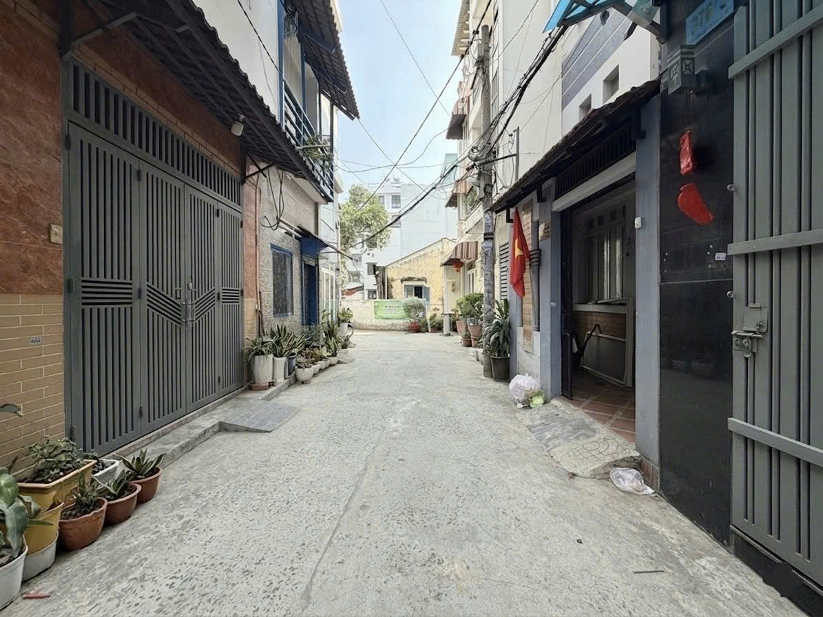  NHÀ XÂY MỚI - 4 TẦNG HOÀN CÔNG ĐỦ - CHÍNH CHỦ - GẤP BÁN 11.6 TỶ - CHU VĂN AN - BÌNH THẠNH - 2 MẶT HẺM - 4PN LỚN - NGANG 5 X 12 