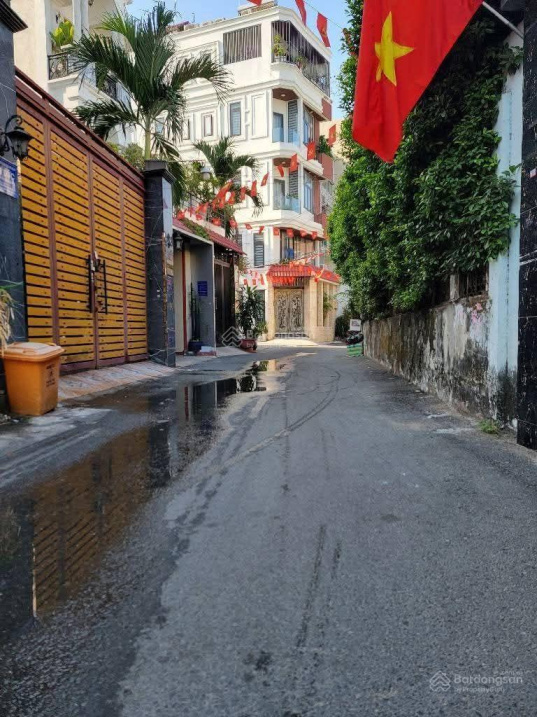  69m2(5x14m). Chỉ 6,x tỷ. Đối diện LOTTE Nguyễn Văn Lượng, P17, Gò Vấp. Vị trí đẹp, trung tâm Gò Vấp 