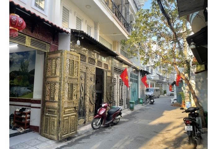  60M2 - NHÀ ĐẸP FULL NỘI THẤT – LÔ GÓC 2 MẶT BAO THOÁNG MÁT – HẺM XE HƠI THÔNG, XE HƠI NGỦ TRONG NHÀ - VÀO Ở NGAY 