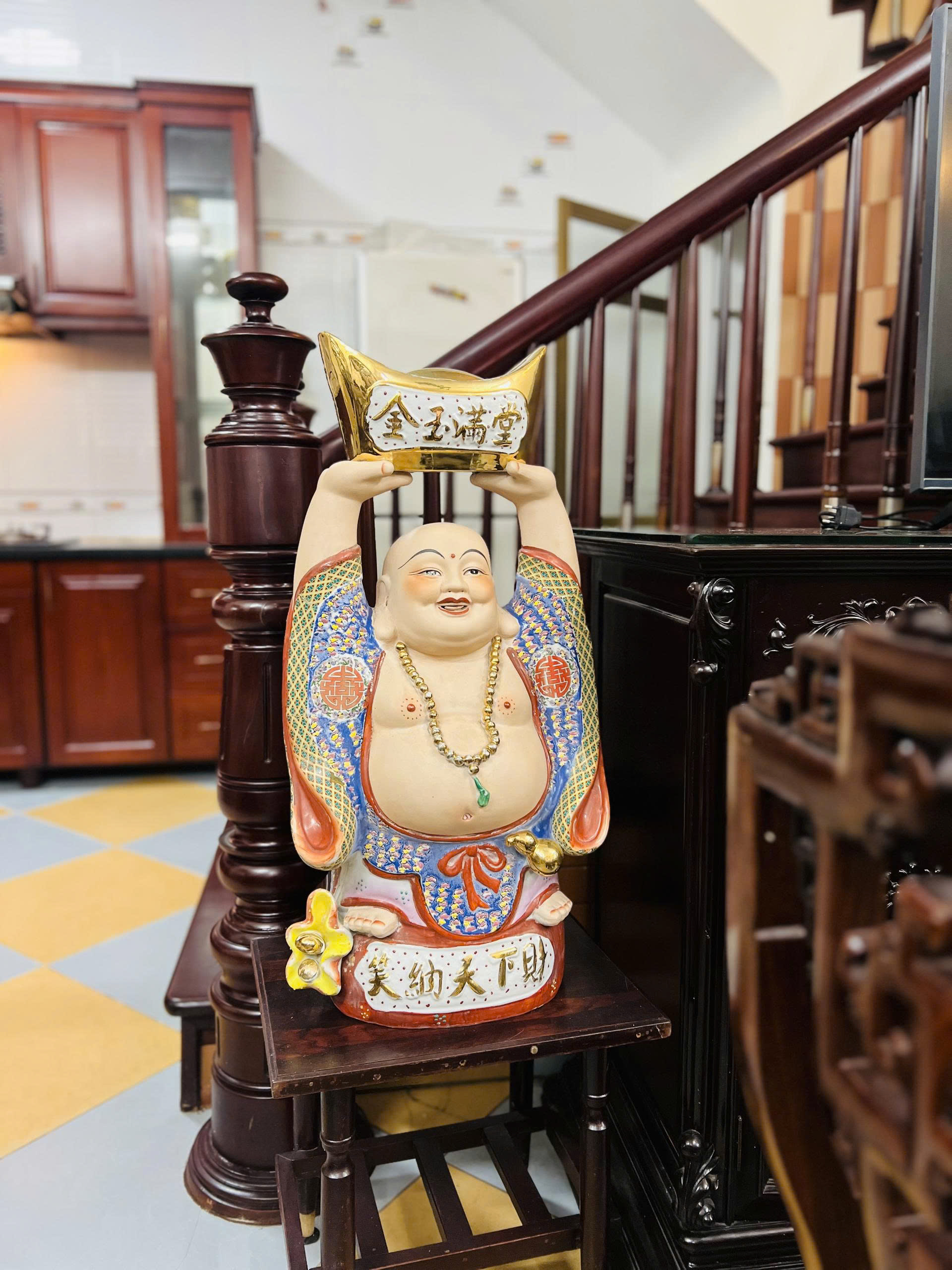  Bán Nhà Ngọc Khánh 40m2. 5 tầng. mặt tiền 5.1m. giá 9.8 tỷ Ba Đình Hà Nội 