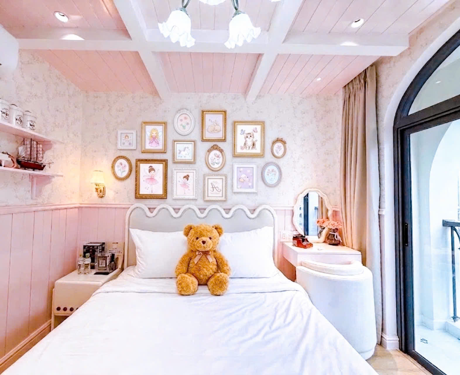  KHÁCH SẠN 5 TẦNG CÁCH MẠNG THÁNG TÁM - QUẬN 10 - Cho thuê 1.2 tỷ/năm - 19.9 tỷ 