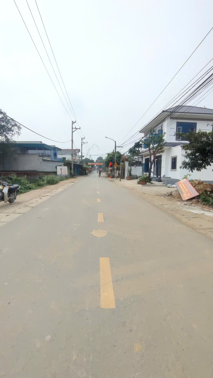  Cắt lỗ thu hồi vốn: Lô đất vàng ngay QL21. Sổ đỏ sẵn. LH: 0812095976 