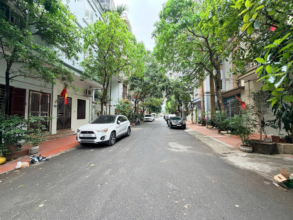  BỒ ĐỀ, GẦN HỒ CẬN PHỐ, Ô TÔ TRÁNH 80M2, MT 10M, VỈA HÈ, Ô TÔ TRÁNH - NHỈNH 2X TỶ 