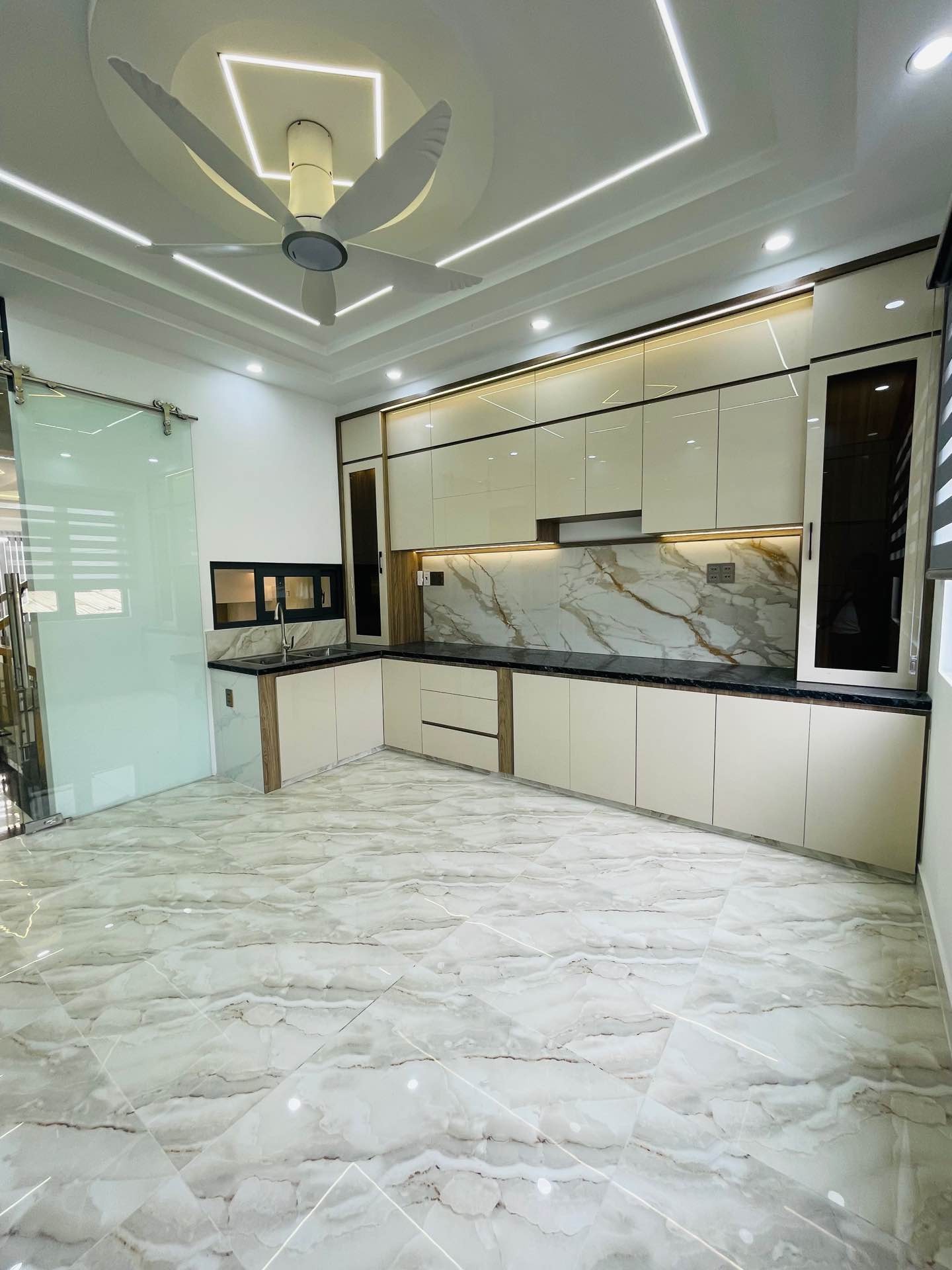  Siêu phẩm nhà đẹp 5 tầng khu Tên Lửa – Bình Tân, vừa ở vừa đầu tư chỉ 7.x tỷ 