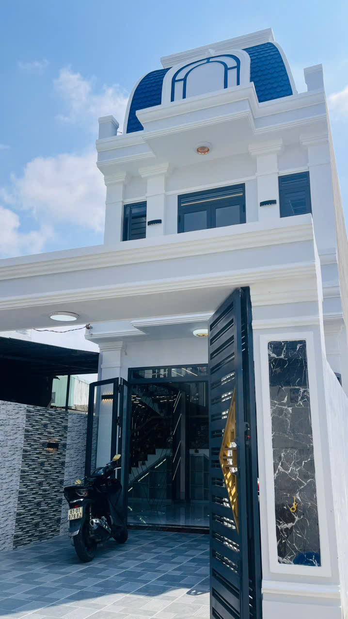  Bán nhà 2 Tầng 110m2 Đông Hòa,SHR đường xe hơi, gần nhà thi đấu Dĩ An 