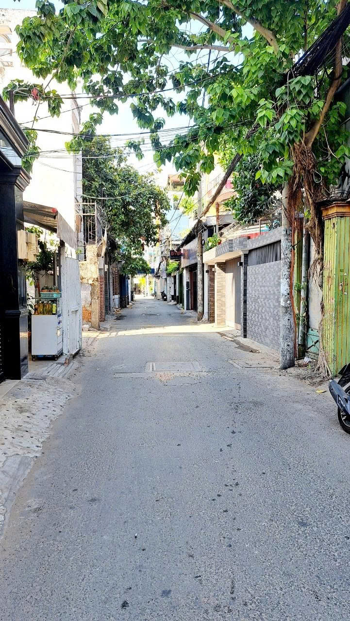  Bán nhà Mặt tiền Sao Mai - giao Cách Mạng Tháng Tám, 5,2x21m, 5 Tầng, 1 đời chủ, 19,9 tỷ. 