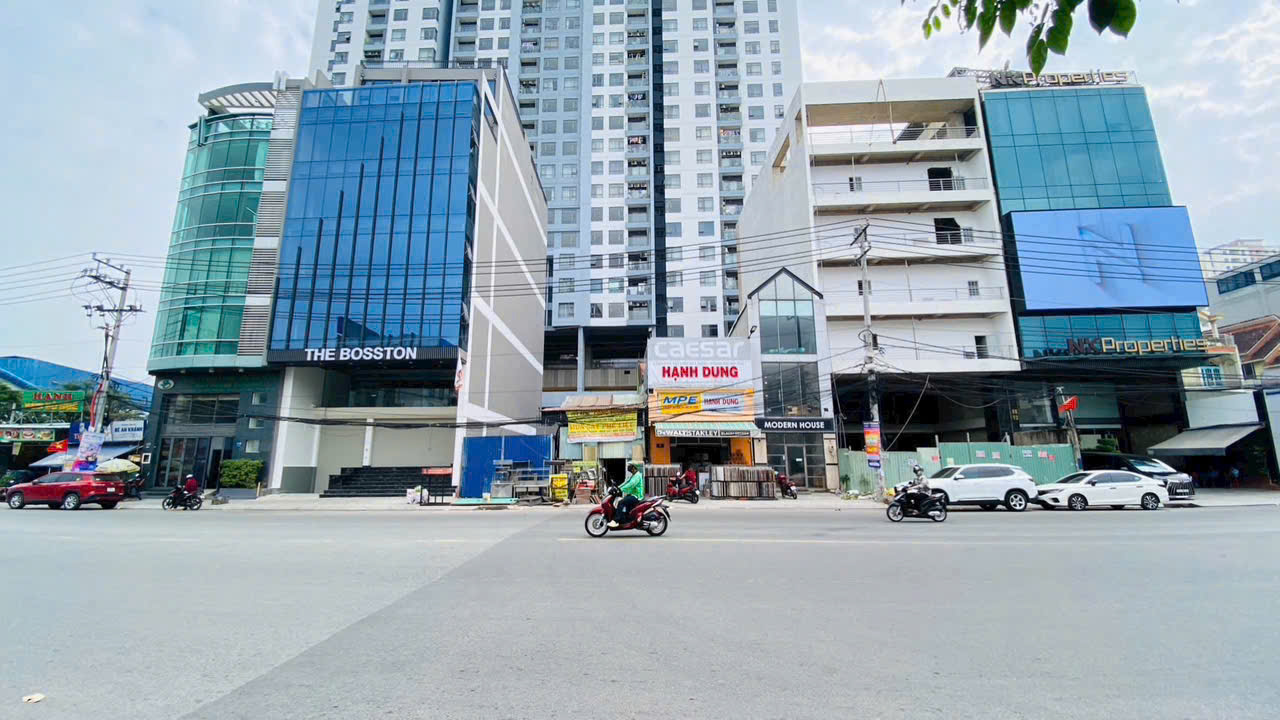  ???? chi với gia 358tr/m2 - 1.311m2 ODT 3 Mặt tiền Lương Định Của, An Khánh, Quận 2 